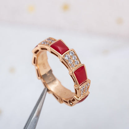 [Angela Jewellery]SERPENTI RING ROTGOLD KARNEOL DIAMANT PAVIER 4MM