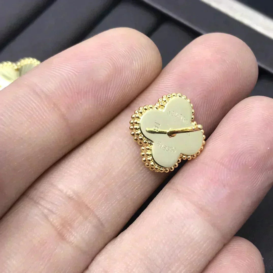 [アンジェラジュエリー]クローバーミニ 9.5mm レーザーピアス