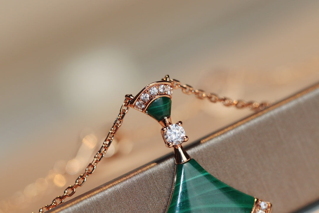 [Angela Schmuck]TRAUM HALSKETTE MALACHIT DIAMANT