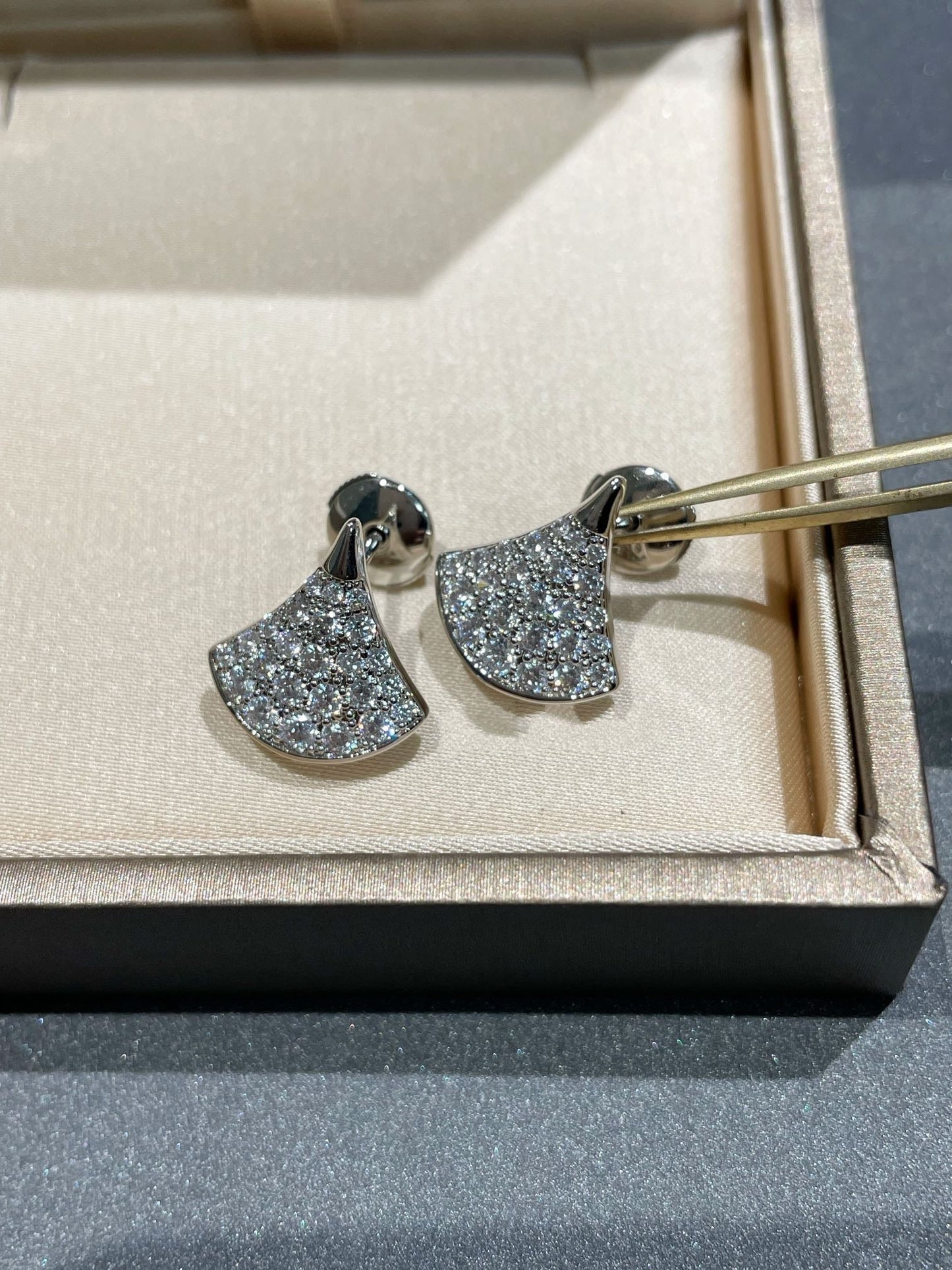 [アンジェラジュエリー]ドリームスタッドピアス ダイヤモンド