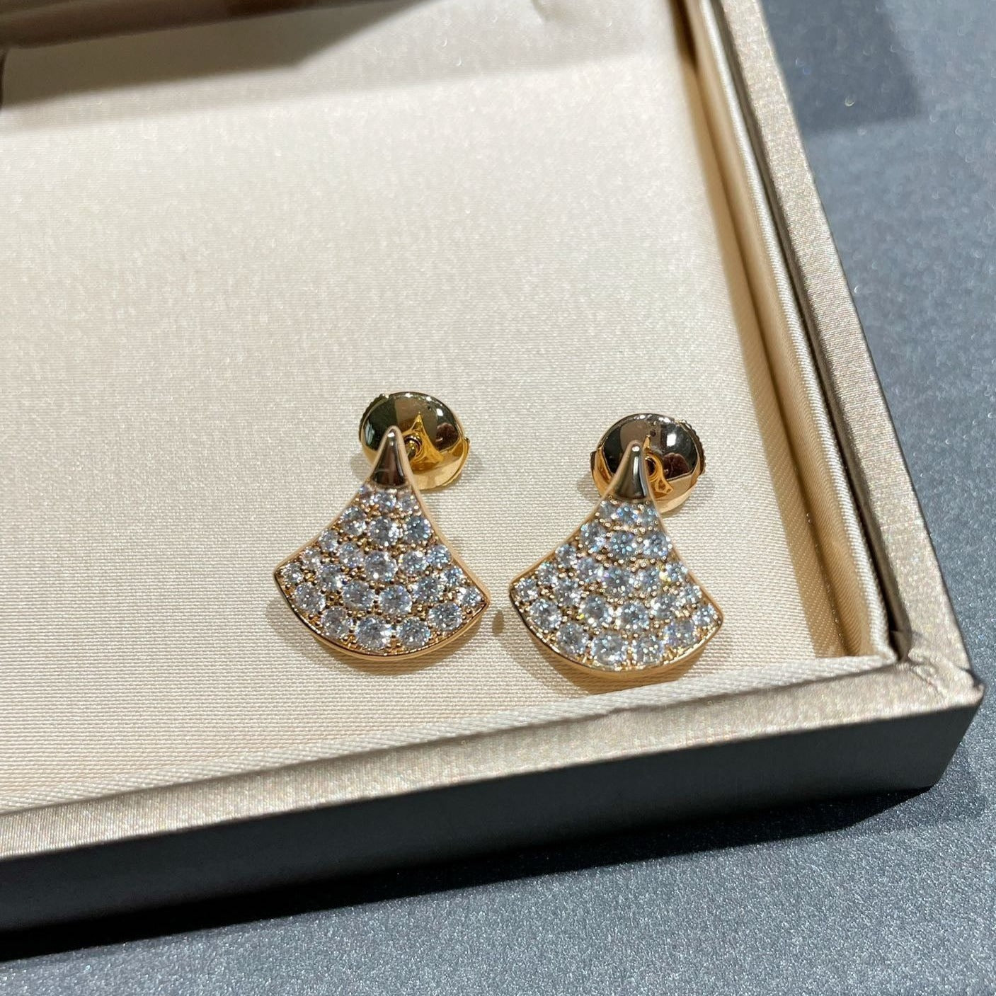 [アンジェラジュエリー]ドリームスタッドピアス ダイヤモンド