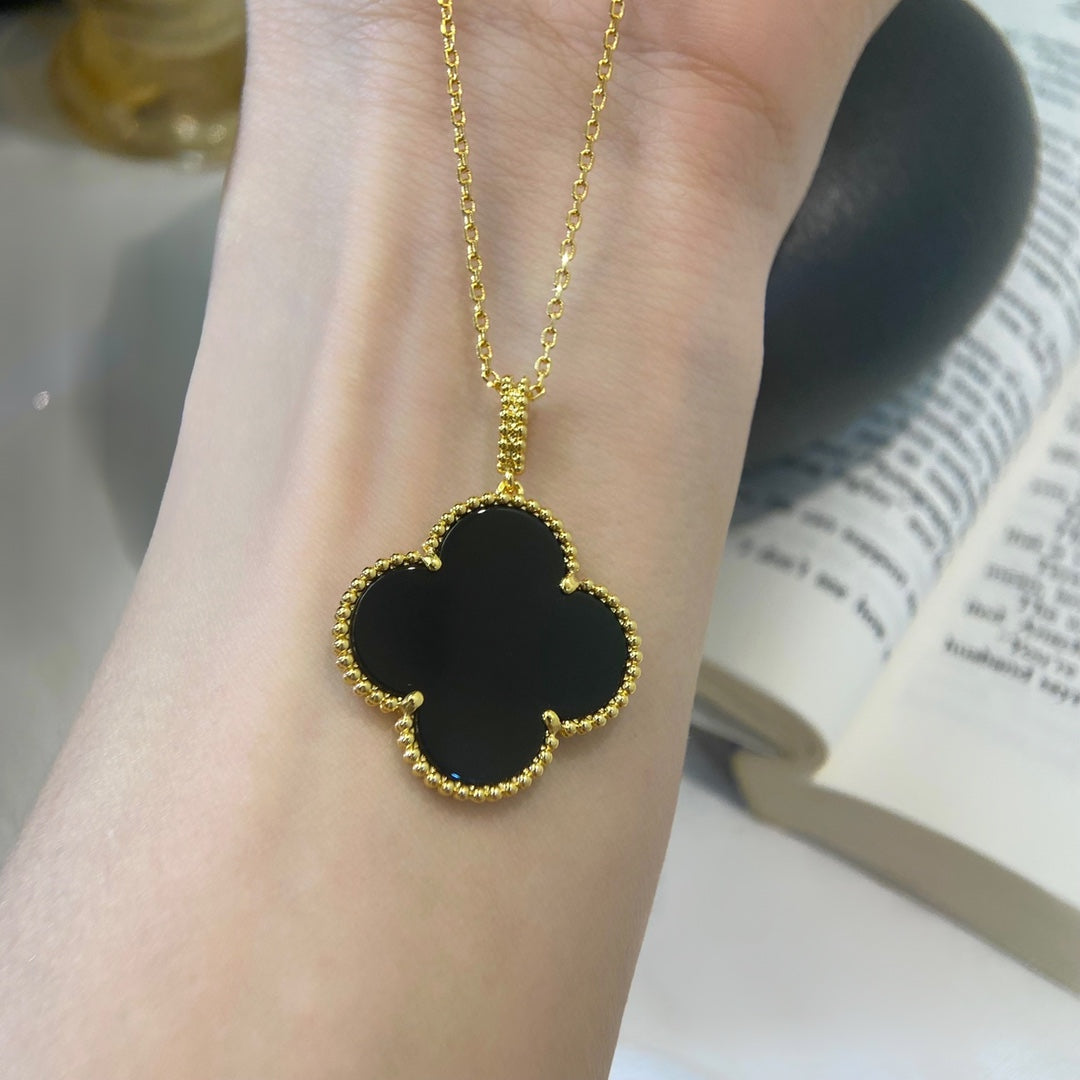 [アンジェラジュエリー]クローバー 25mm ネックレス ゴールド オニキス