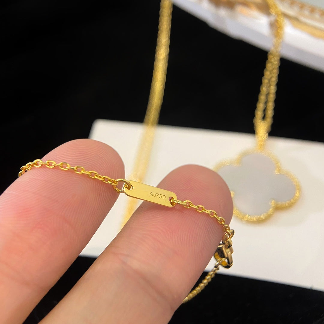 [アンジェラジュエリー]クローバー 25mm モップ ラージペンダントネックレス