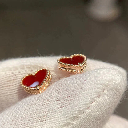 [Angela Schmuck]Herz-Ohrstecker aus Karneol