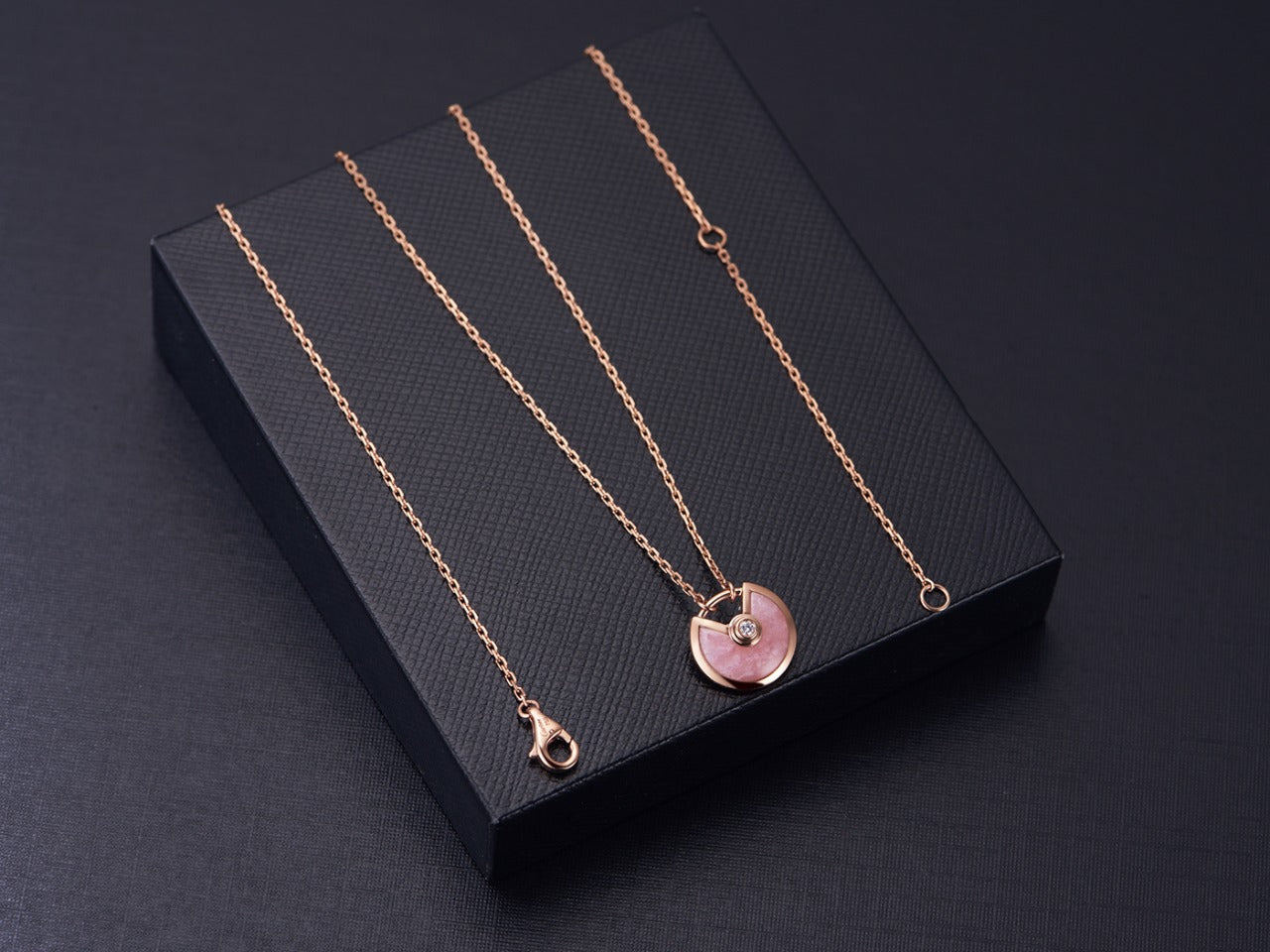 [Angela Schmuck]AMULETT ROSÉGOLD ROSA MOP HALSKETTE
