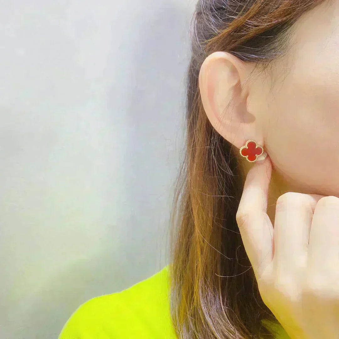 [Angela Schmuck]CLOVER MEDIUM 1 MOTIFS KARNEOL OHRRINGE
