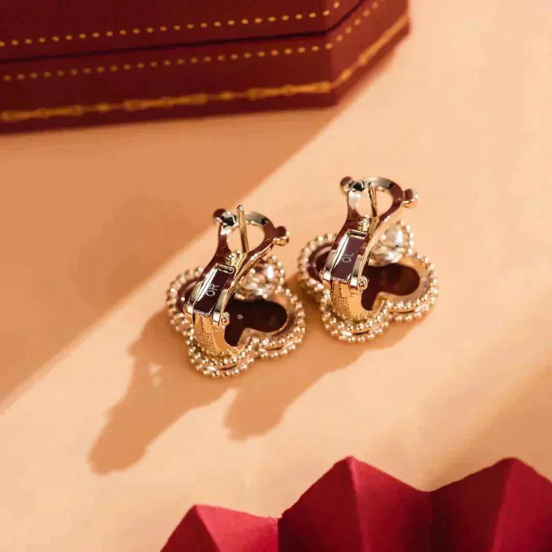 [Angela Schmuck]CLOVER MEDIUM 1 MOTIFS KARNEOL OHRRINGE