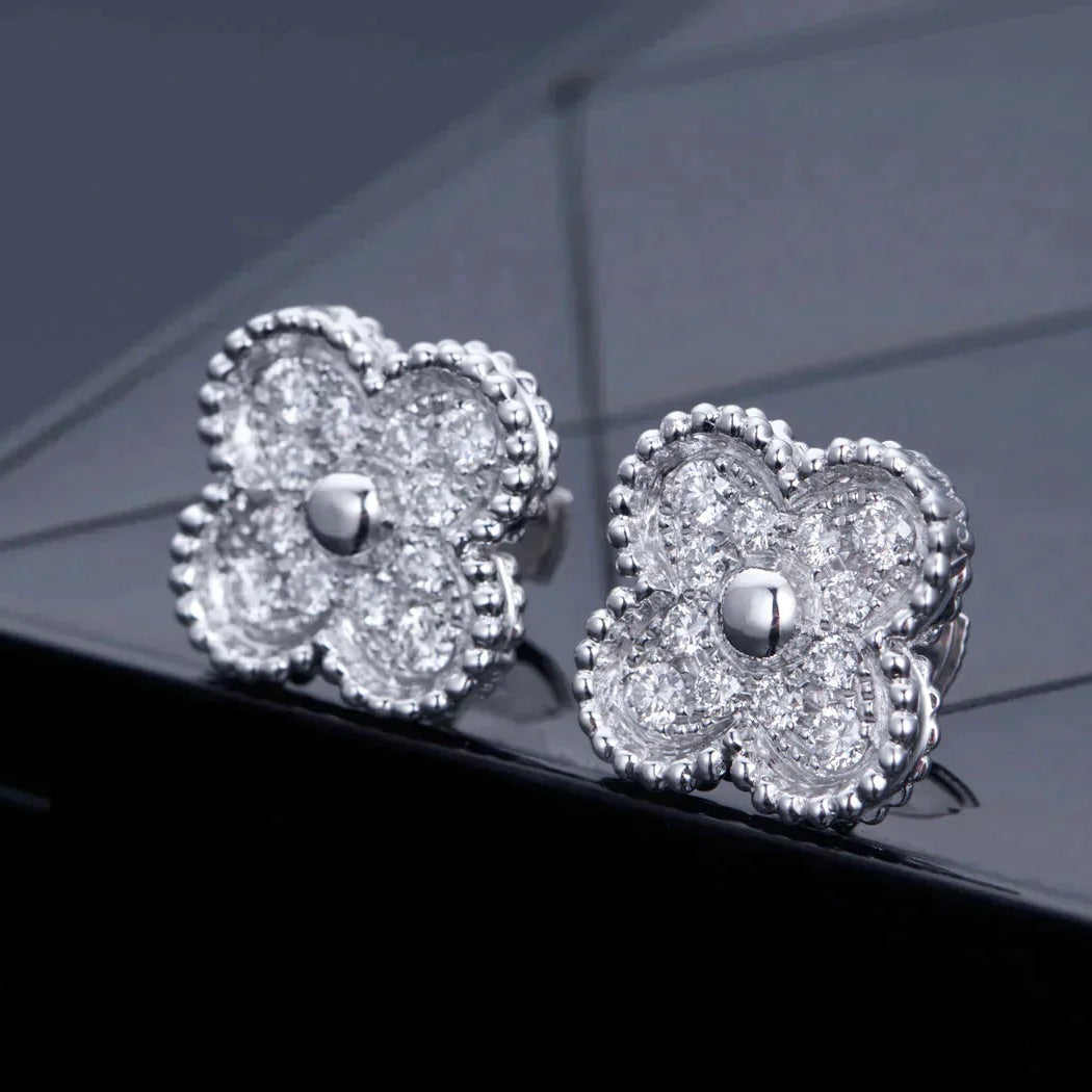 [Angela Schmuck] KLEEBLATT 1 MOTIFS DIAMANT OHRSTECKER SILBER