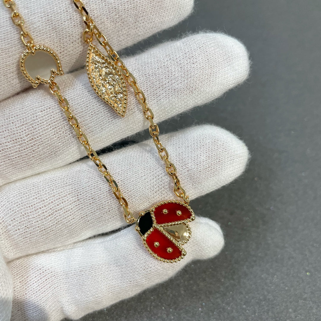 [アンジェラジュエリー]ラッキースプリング 15モチーフ ゴールドネックレス