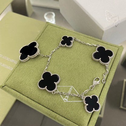 [Angela Jewellery] KLEEBLATT 5 MOTIVE SILBER ONYX ARMBAND