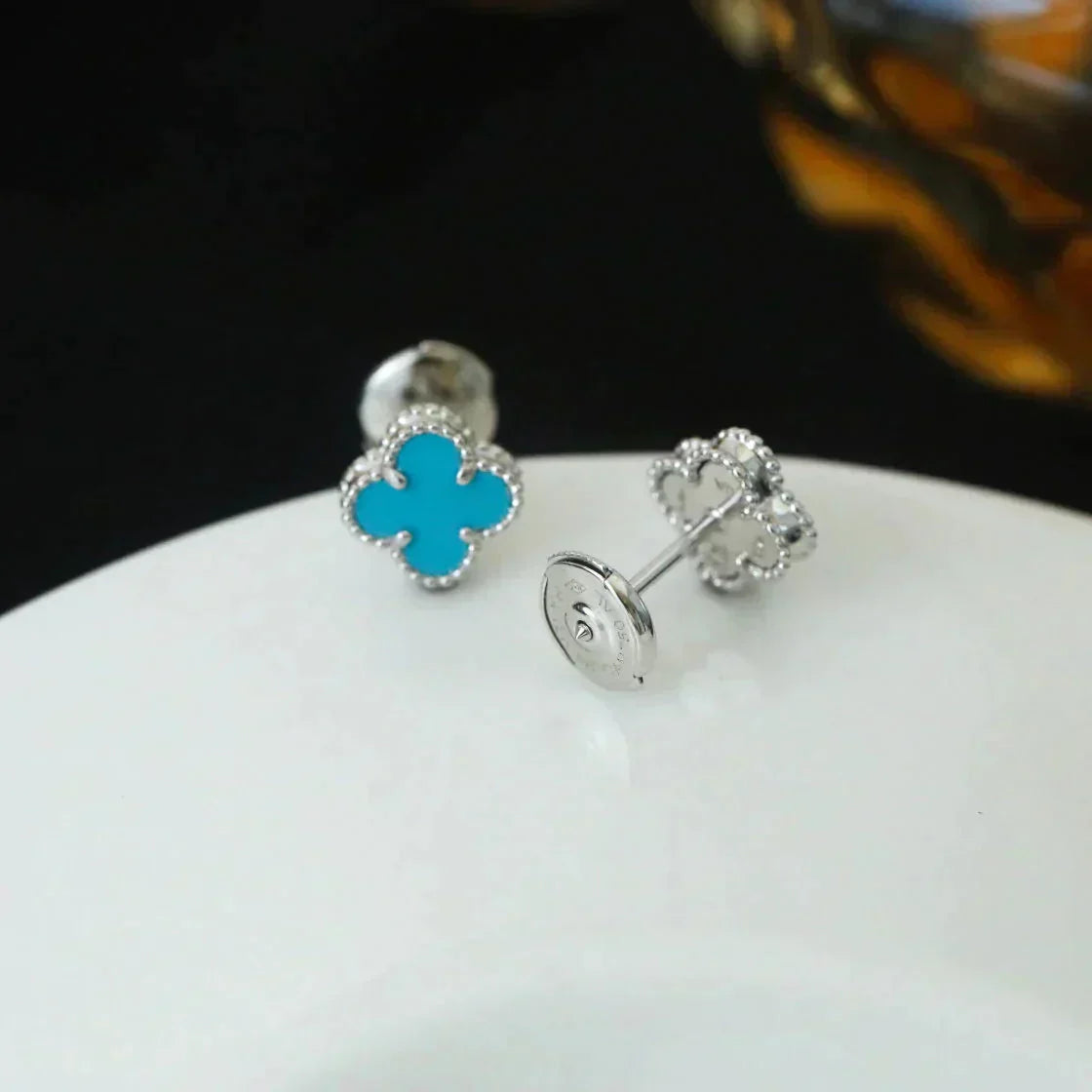 [Angela Schmuck]CLOVER MINI 9,5MM ONYX OHRSTECKER SILBER