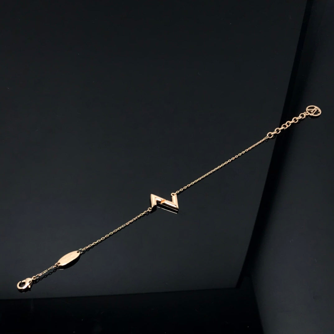 [Angela Schmuck]VOLT LV LOGO ARMBAND