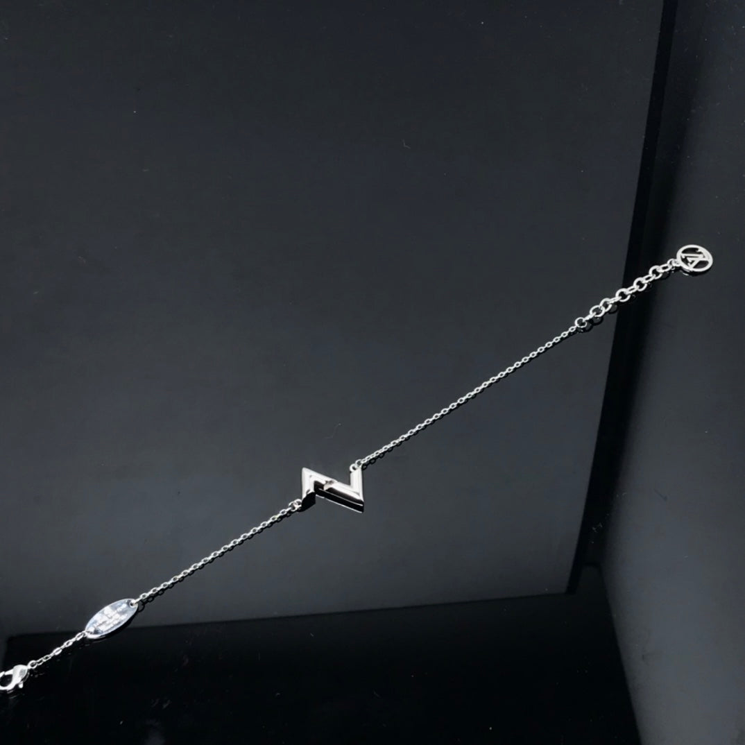 [Angela Schmuck]VOLT LV LOGO ARMBAND