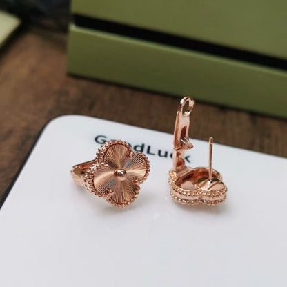 [Angela Jewellery]CLOVER MEDIUM OHRSTECKER