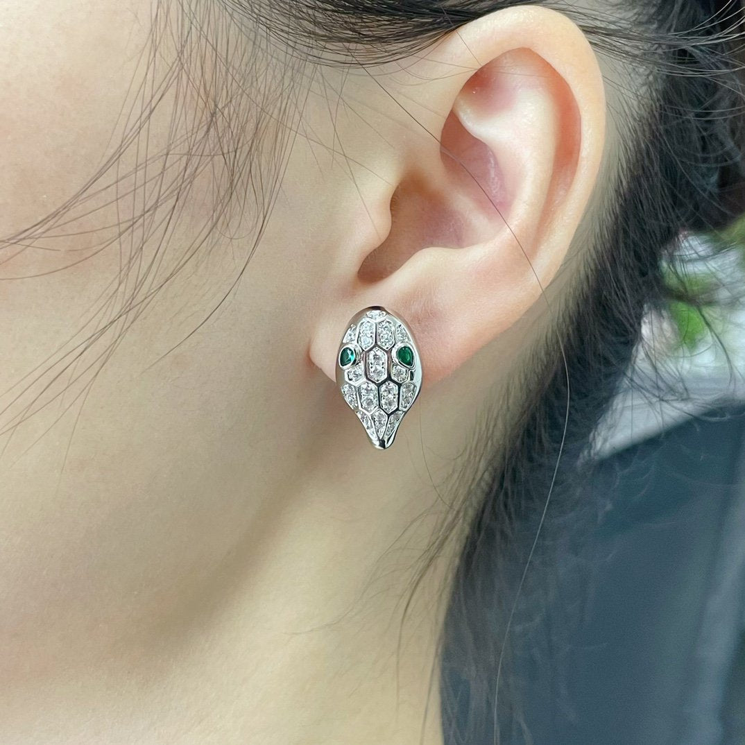 [アンジェラジュエリー]サーペント ダイヤモンド スタッドピアス