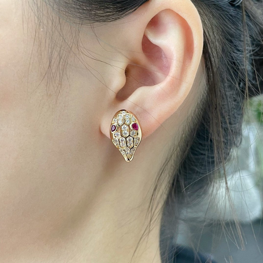 [アンジェラジュエリー]サーペント ダイヤモンド スタッドピアス