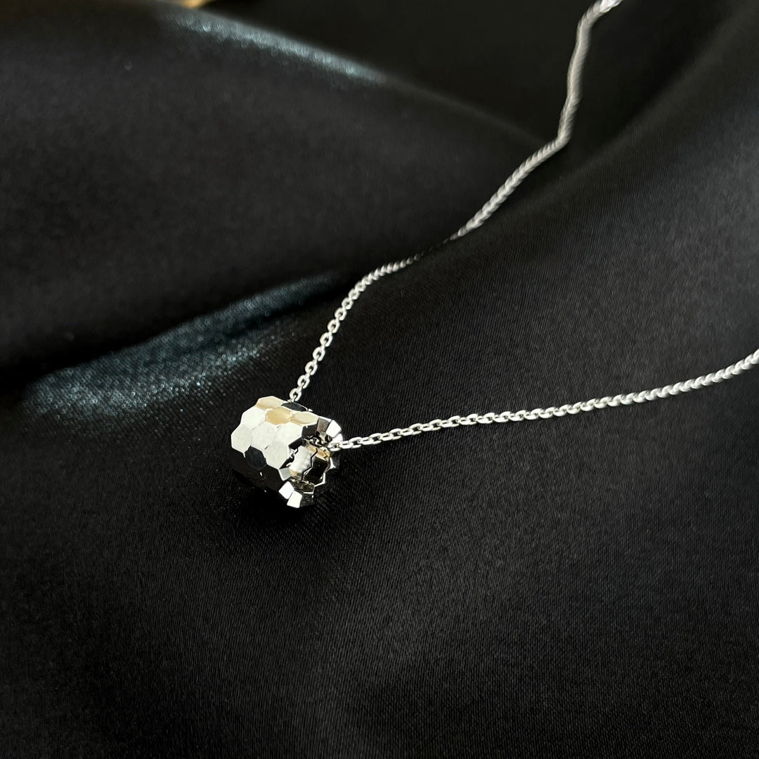 [Angela Schmuck]BIENEN MINI HALSKETTE