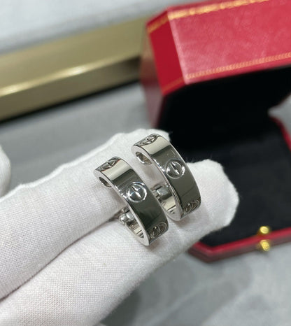[Angela Schmuck] LOVE 5,5MM OHRRINGE