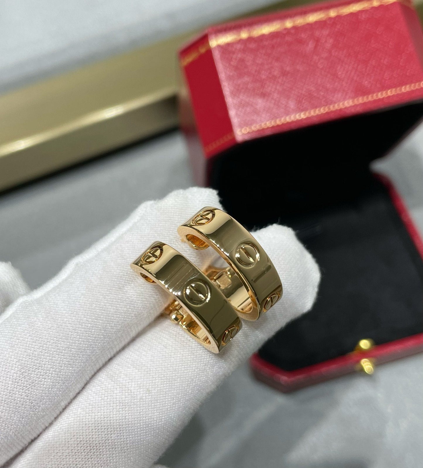 [Angela Schmuck] LOVE 5,5MM OHRRINGE