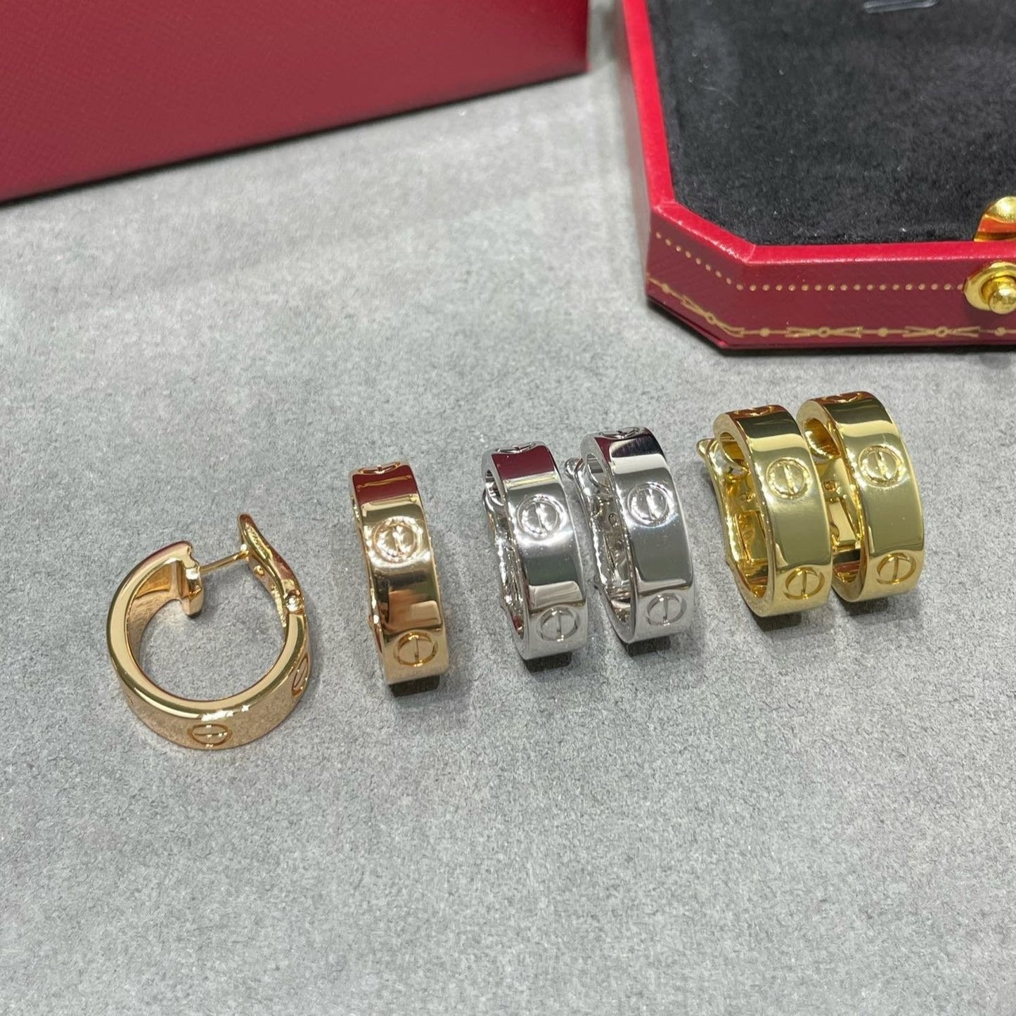 [Angela Schmuck] LOVE 5,5MM OHRRINGE