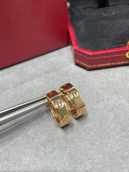 [Angela Schmuck] LOVE 5,5MM OHRRINGE