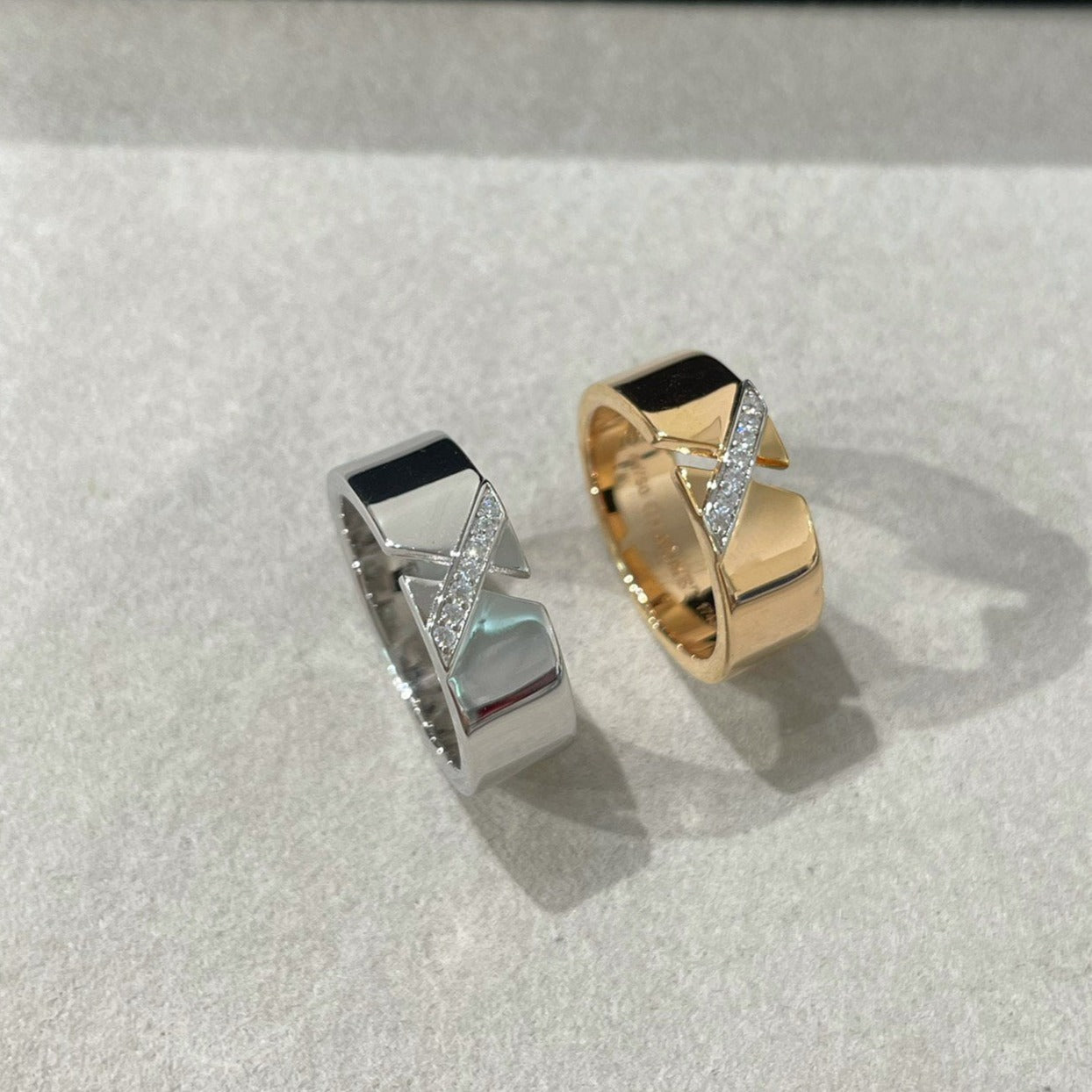 [Angela Jewellery] LIENS EVIDENCE DIAMOND RING