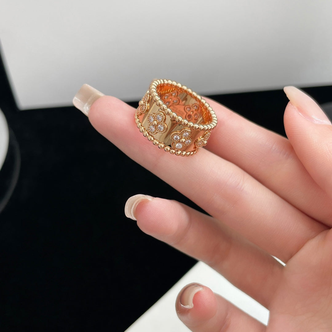 [Angela Schmuck] GROSSER PERLEE DIAMANTRING 