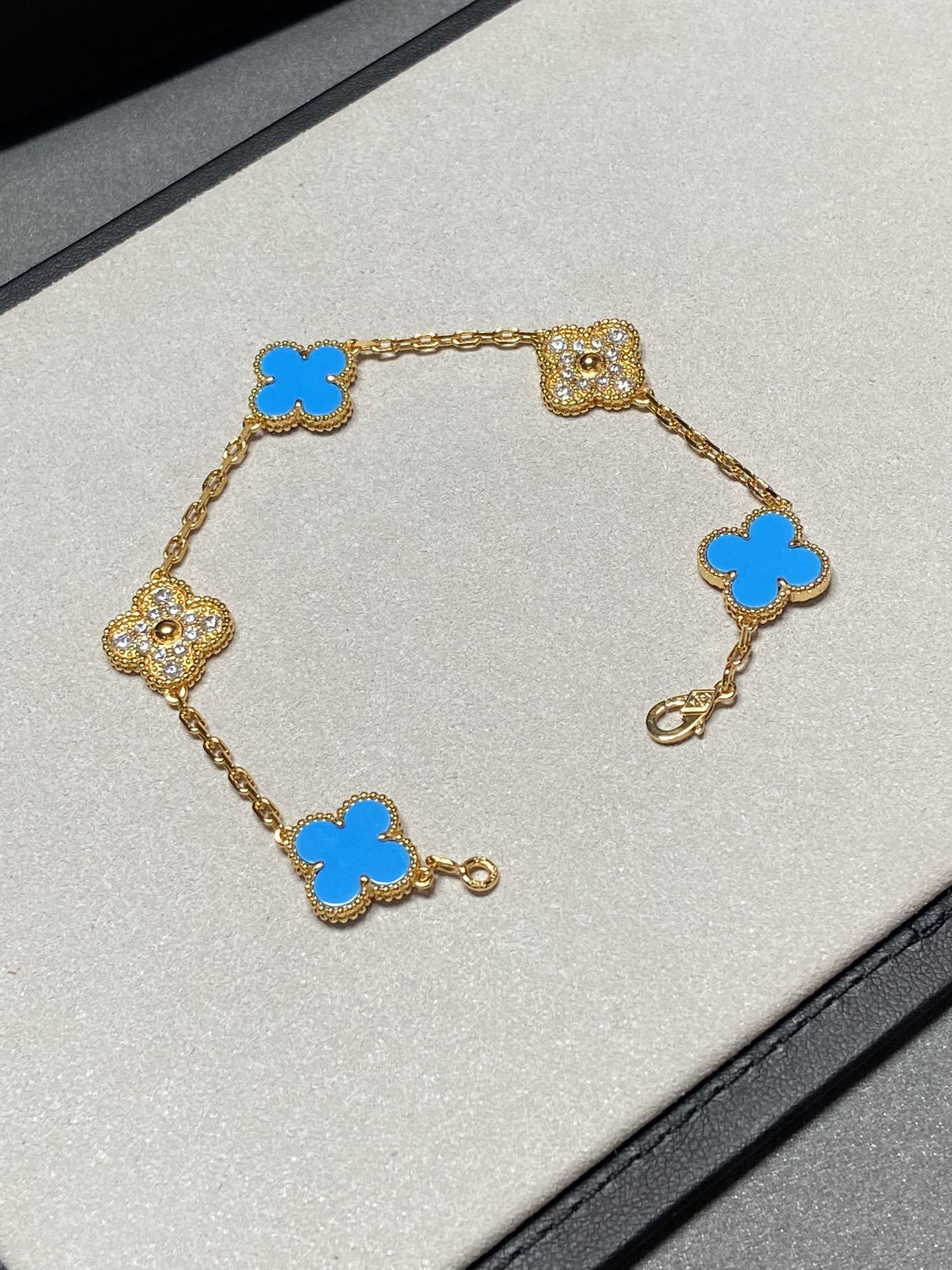 [Angela Schmuck]Klee 5 Motiv Blau Chalzedon Diamant Gold Armband 