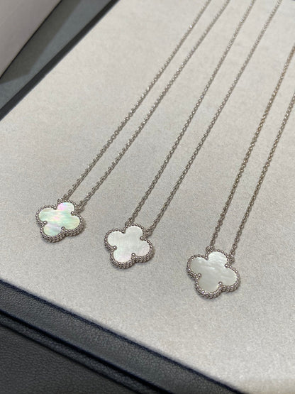 [Angela Jewellery]CLOVER MEDIUM SILVER WHITE MOP NECKLACE