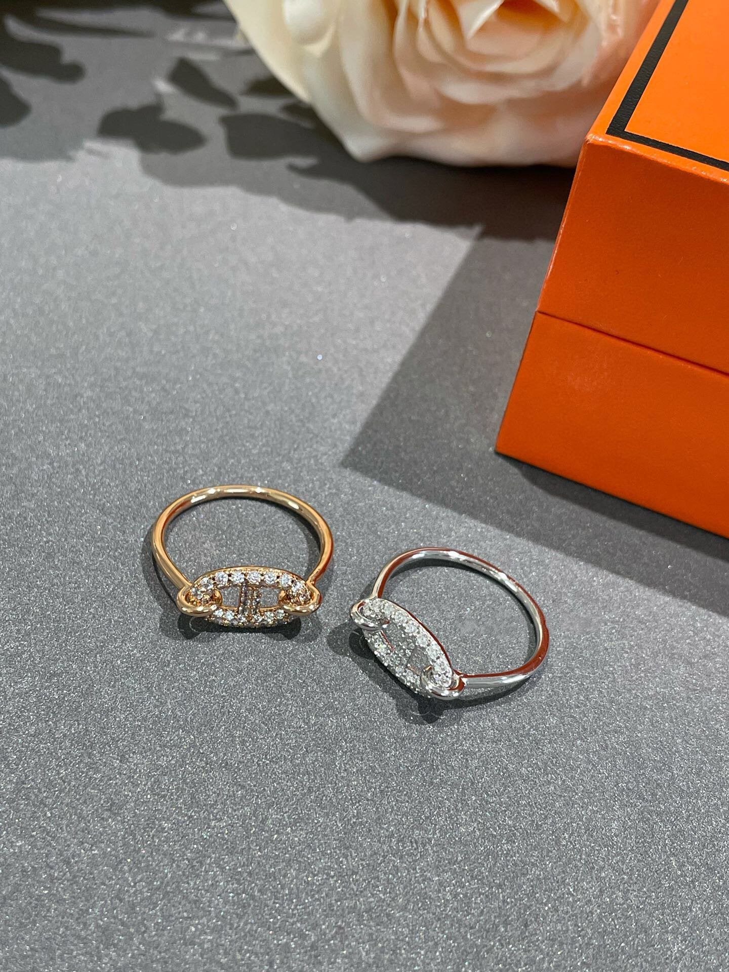 [Angela Jewellery]Runder kleiner Diamantring