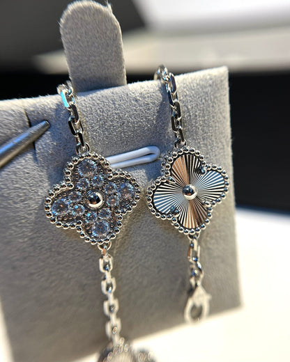 [Angela Jewellery]Silberarmband mit Kleeblatt-Motiv und Diamanten