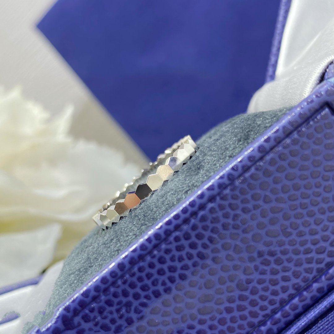 [Angela Schmuck] KLEINER RING „BIENENLIEBE“