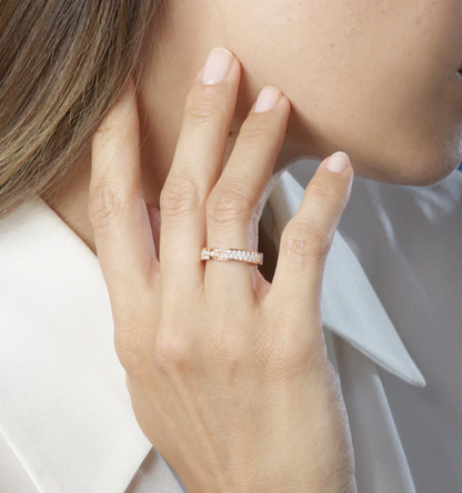 [Angela Schmuck] ALLIANCE LIENS VIDENCE DIAMANTRING MIT 4 MM PAVÉ