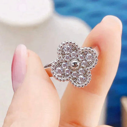[Angela Schmuck]CLOVER DIAMOND RING