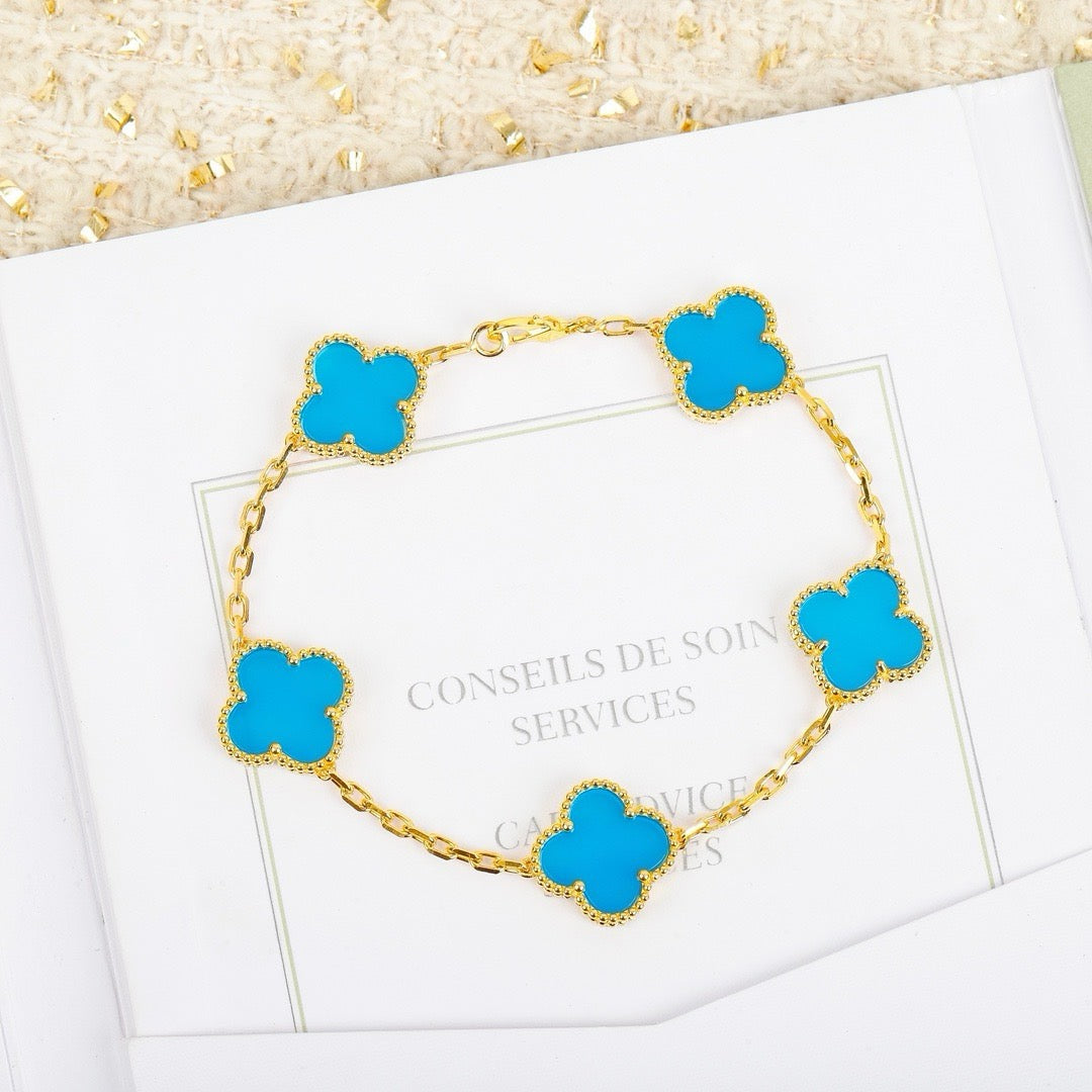 [Angela Jewellery] Kleeblatt-Armband mit 5 Motiven, Türkis