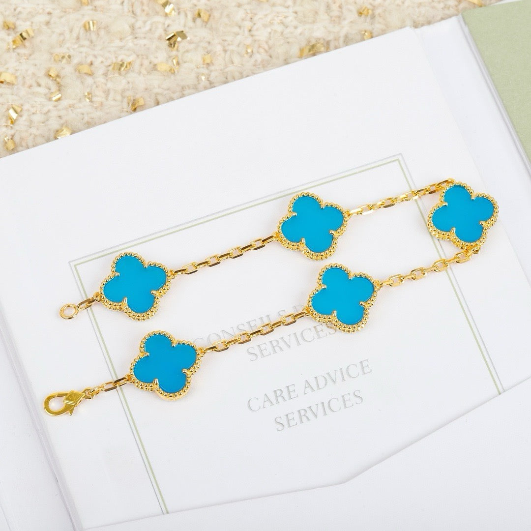 [Angela Jewellery] Kleeblatt-Armband mit 5 Motiven, Türkis