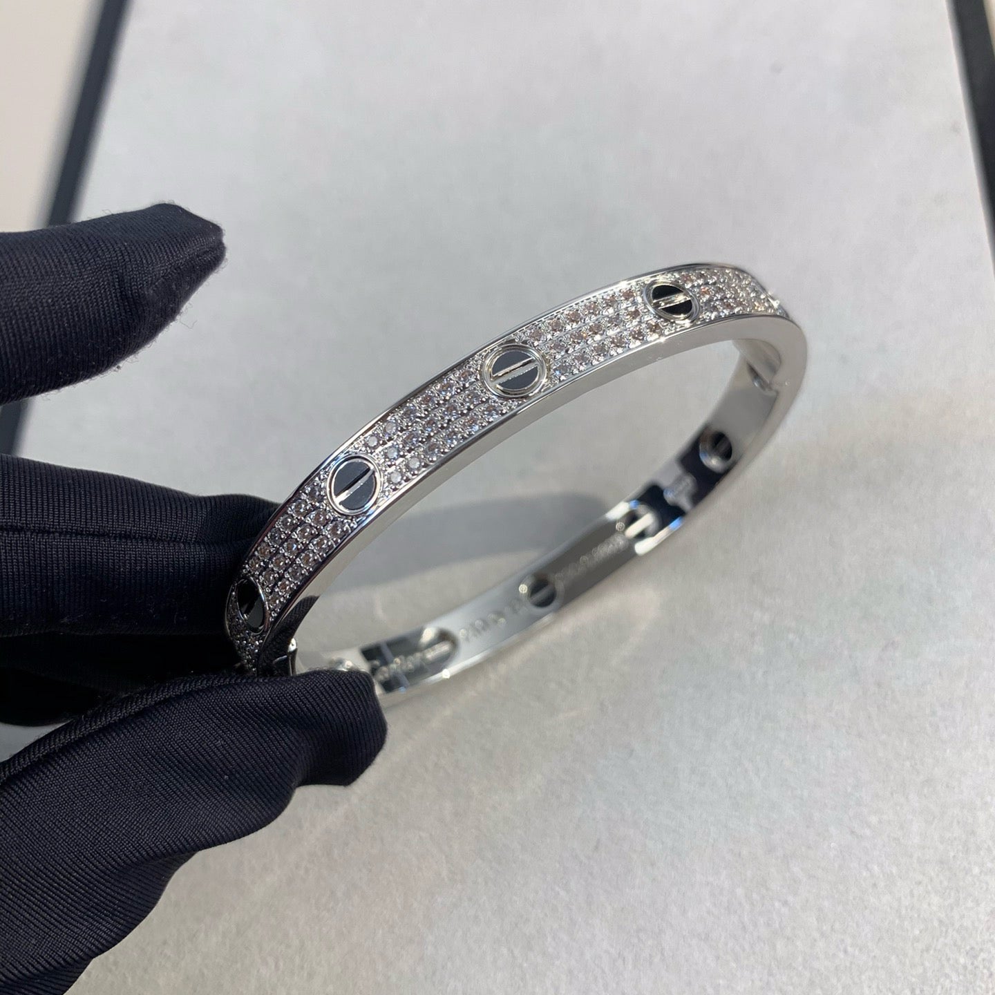 [Angela Schmuck] Liebesarmband, 6,1 mm, mit Diamanten besetzt, Keramik 