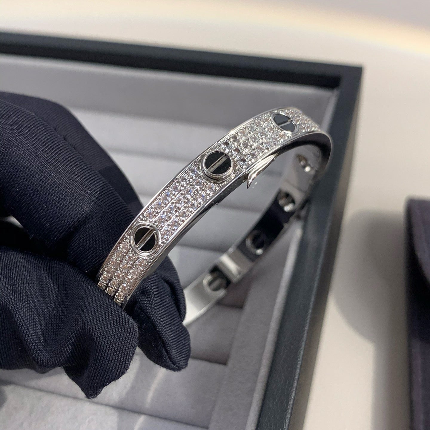[Angela Schmuck] Liebesarmband, 6,1 mm, mit Diamanten besetzt, Keramik 