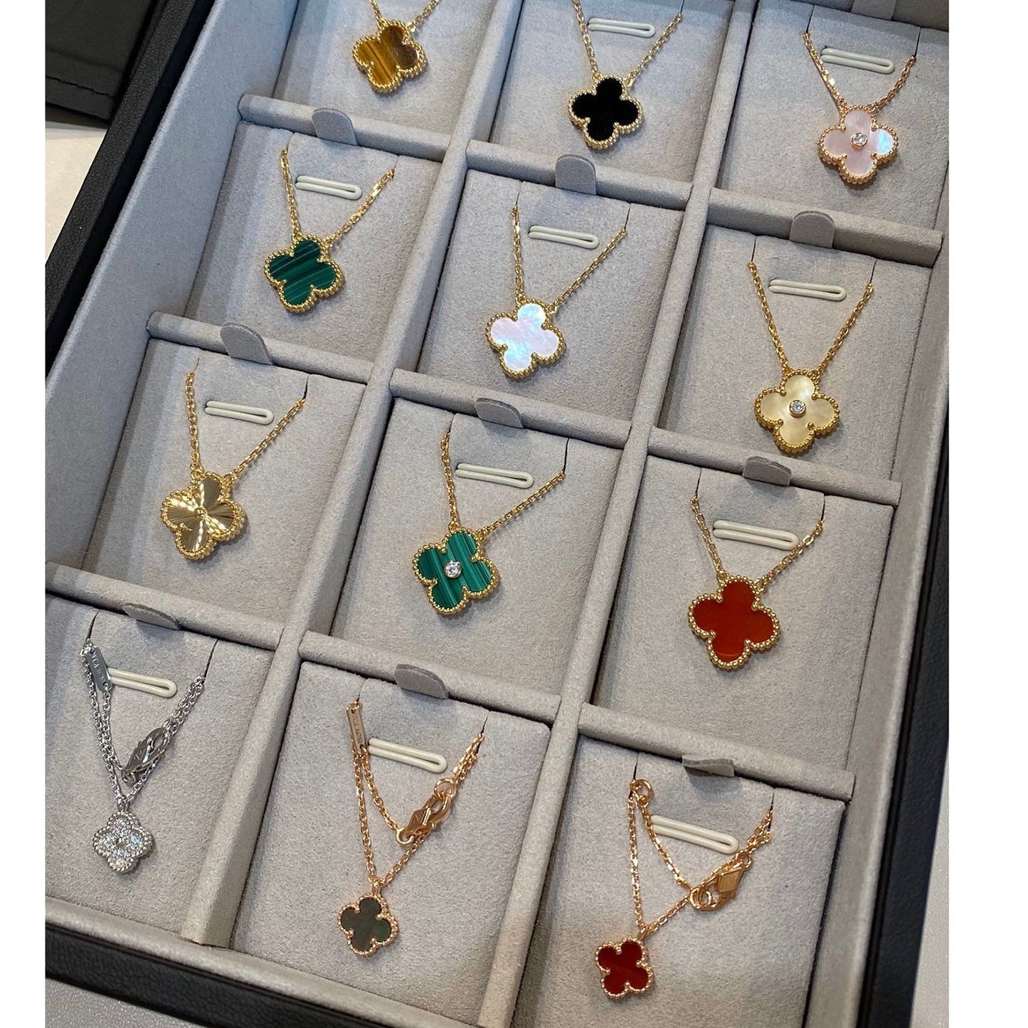 [Angela Jewellery]CLOVER 15MM MALACHITE SINGLE FLOWER  NECKLACE