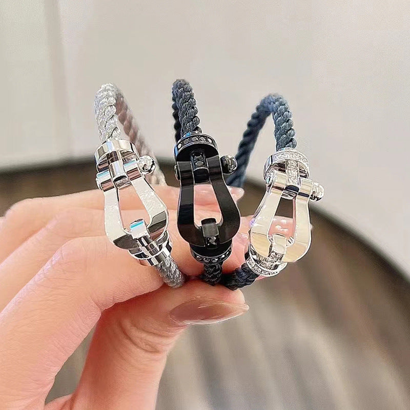 [Angela Jewellery]FORCE GROSSES HUFEISENARMBAND MIT VOLLMUNDDIAMANTEN, SILBER 
