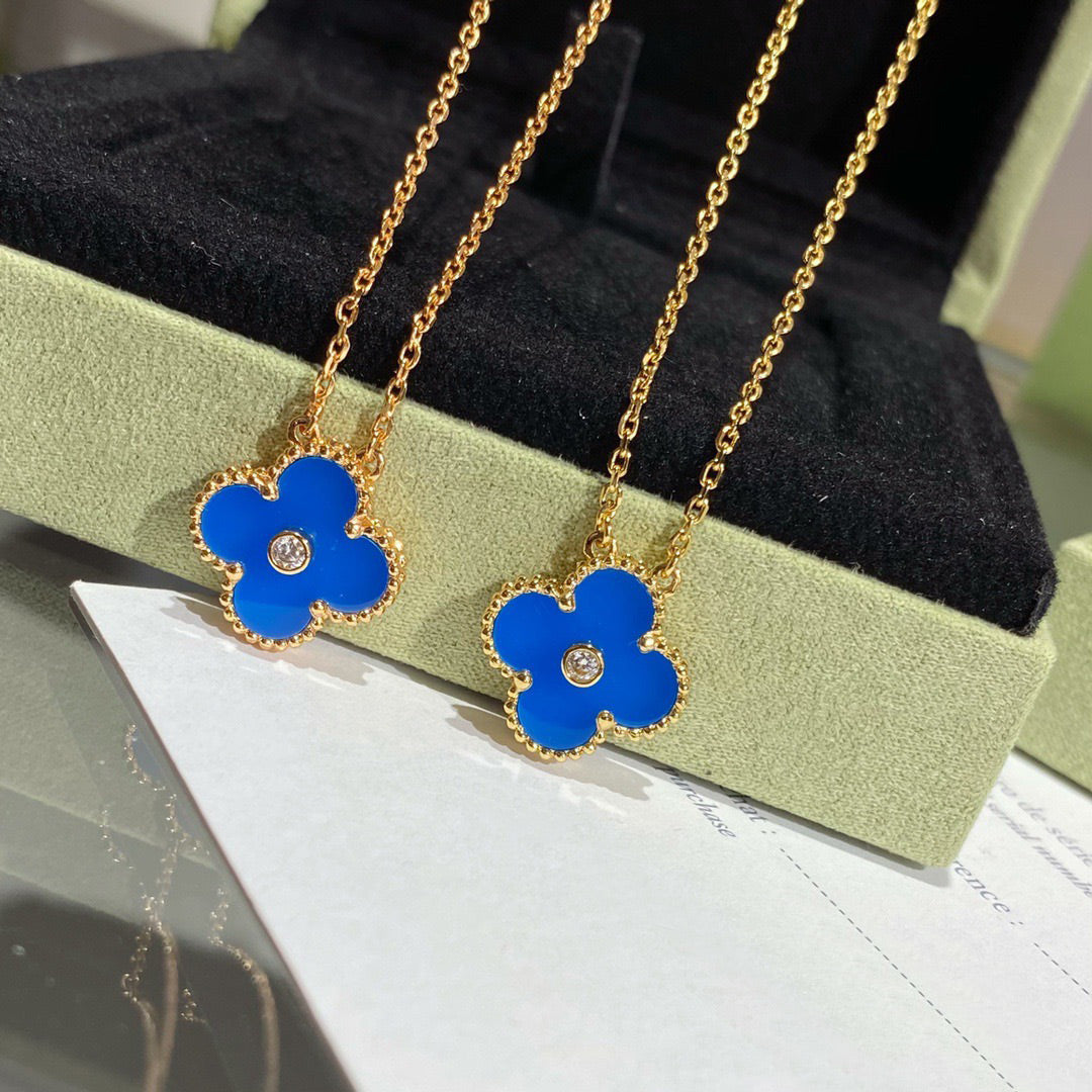 [アンジェラジュエリー]クローバー 15mm ダイヤモンド＆ブルーアゲートネックレス