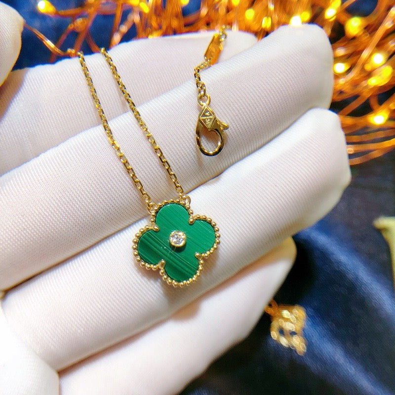 [アンジェラジュエリー]クローバー 15mm ダイヤモンド ターコイズネックレス
