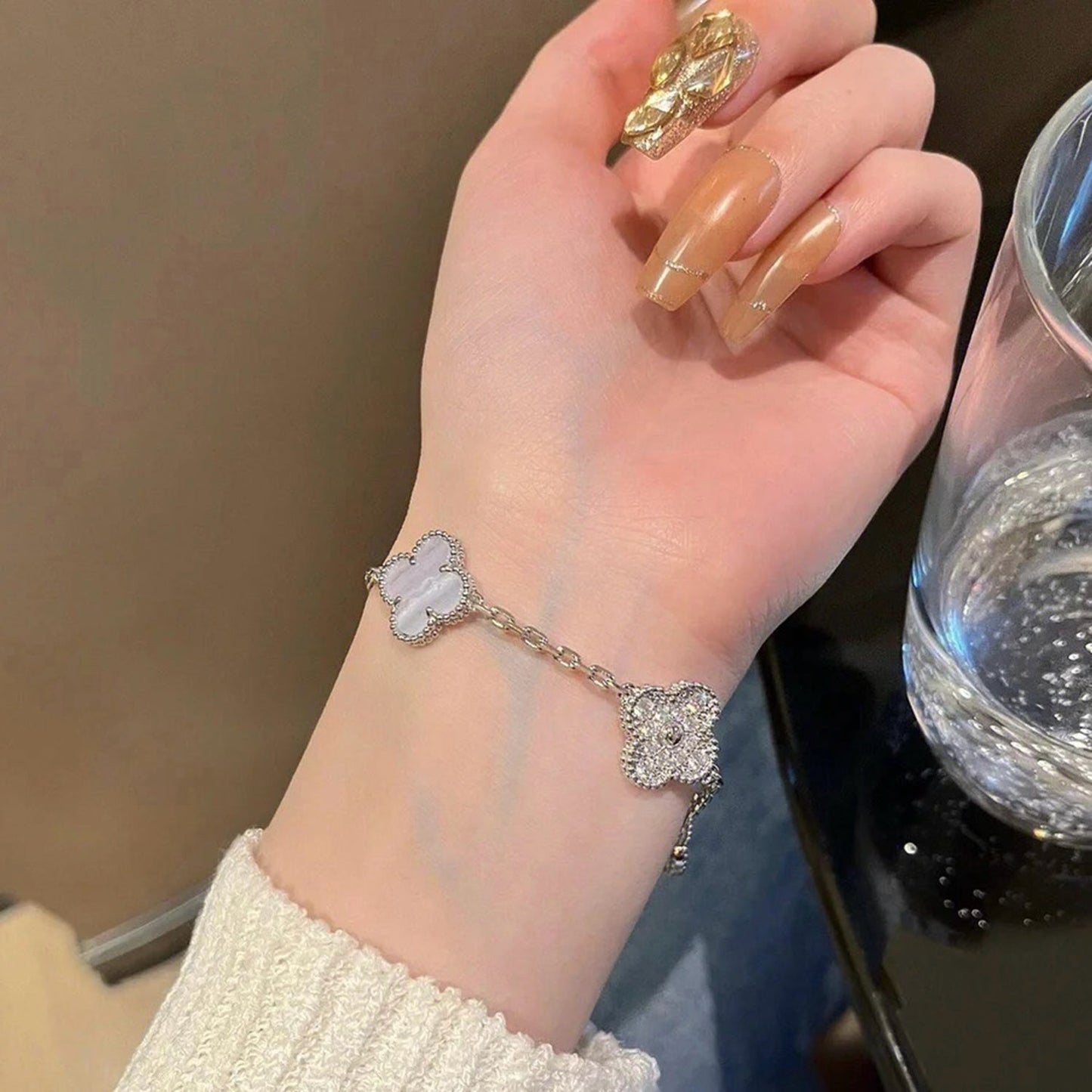 [Angela Schmuck] Kleeblatt 5 Motiv Diamant lila Chalzedon Armband Silber 