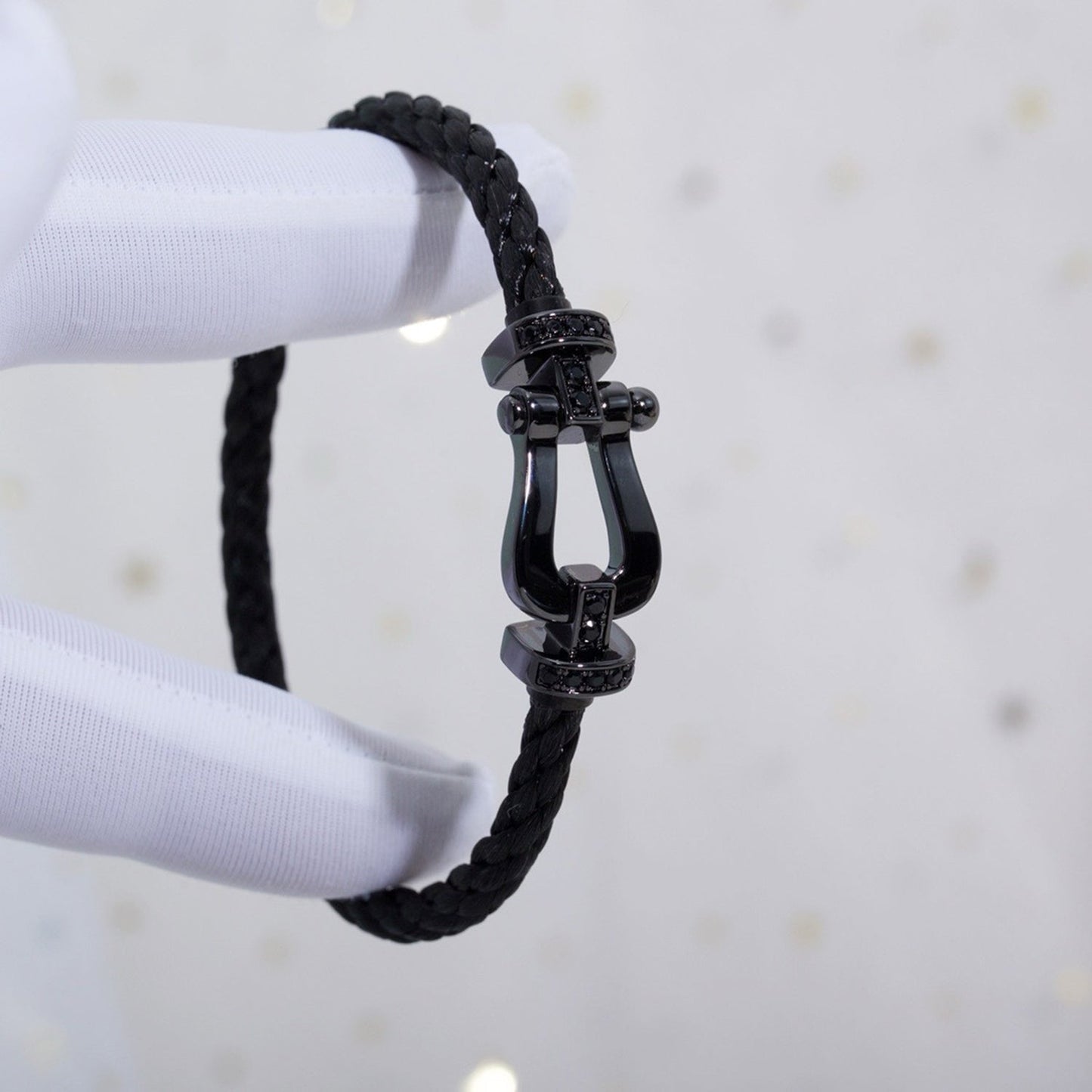 [Angela Schmuck]FORCE GROSSE SERIE HUFEISEN SCHWARZES SAMURAI-ARMBAND 