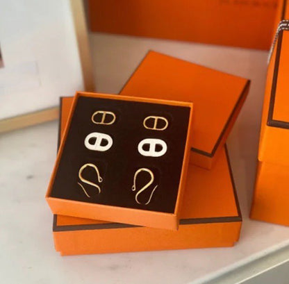 [Angela Jewellery]HM O'MAILLON GOLD EARRINGS