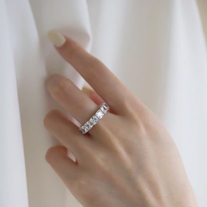 Angela Jewelry]Eleganter Tennisring im Prinzessschliff