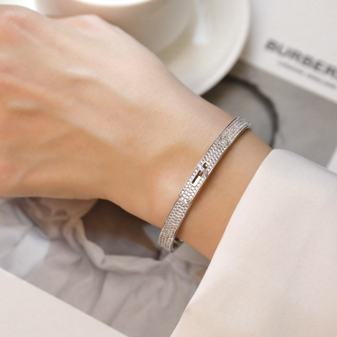 [Angela Jewellery]KELLY ARMBAND MIT DIAMANTEN 