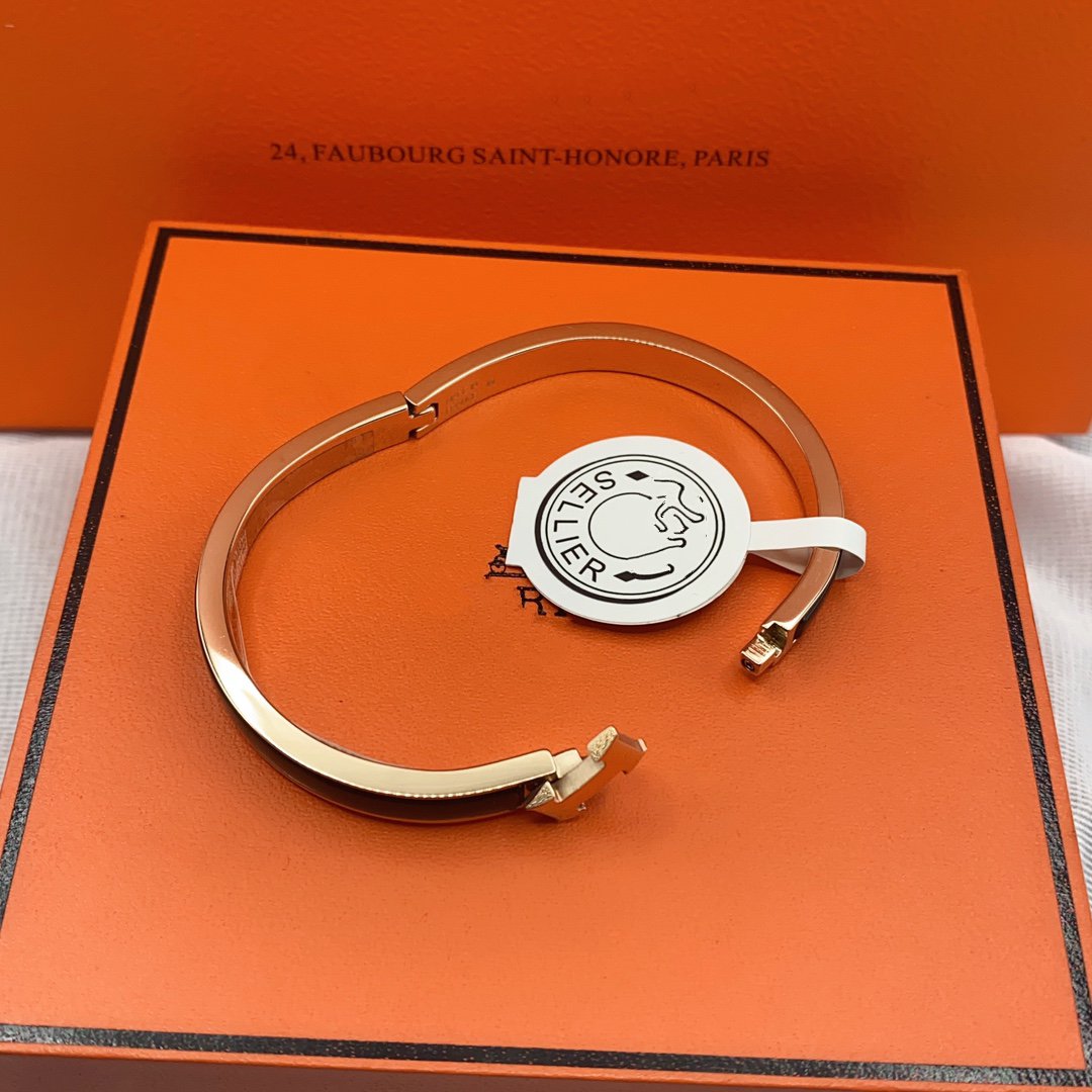 [Angela Jewellery]KLASSISCHES HM CLIC SCHWARZES 8MM EMAILLE-ARMBAND