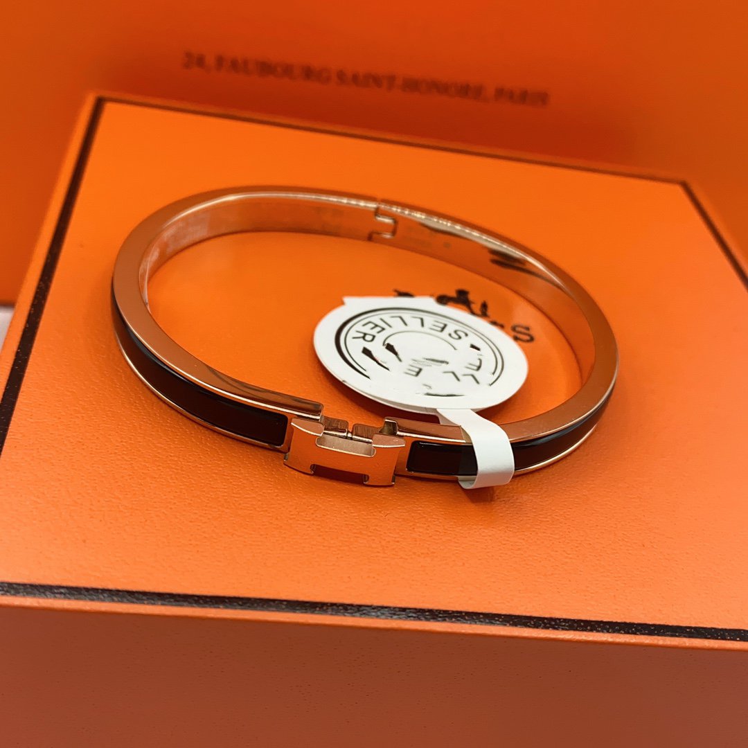 [Angela Jewellery]KLASSISCHES HM CLIC SCHWARZES 8MM EMAILLE-ARMBAND