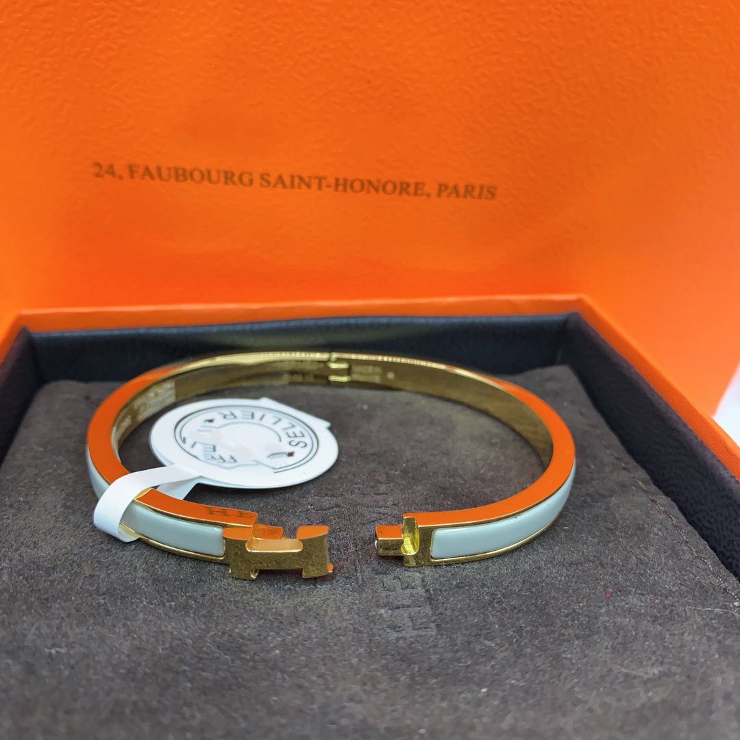 [Angela Schmuck]KLASSISCHES HM CLIC GRÜNES 8MM EMAILLE-ARMBAND